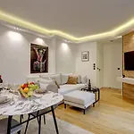 695 Suite Belle - Superbe Appartement A Paris